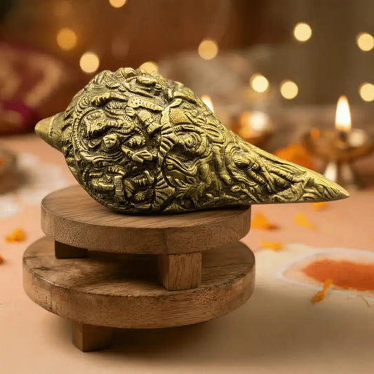 Pure Brass Shankh 550g – Handcrafted Vastu Conch Shell